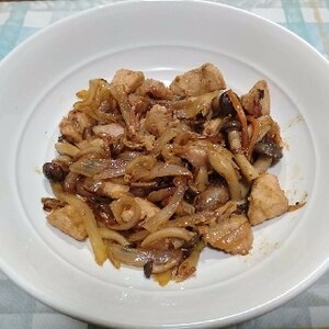 鶏肉のケチャップ炒め